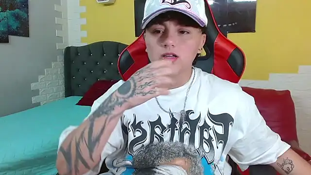 isabeautyx19 online show from 02.16.26