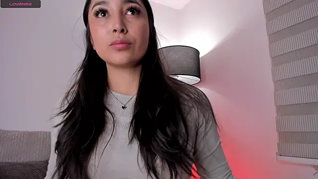 Snapshot of vico_sweety chatting on 02.11.25 vico sweety online show from 02.11.25