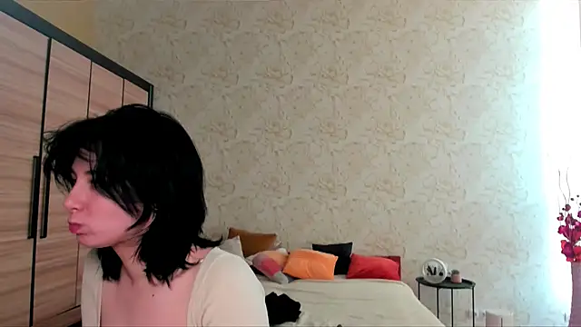 Snapshot of JulisSweet chatting on 02.09.25 JulisSweet online show from 02.09.25