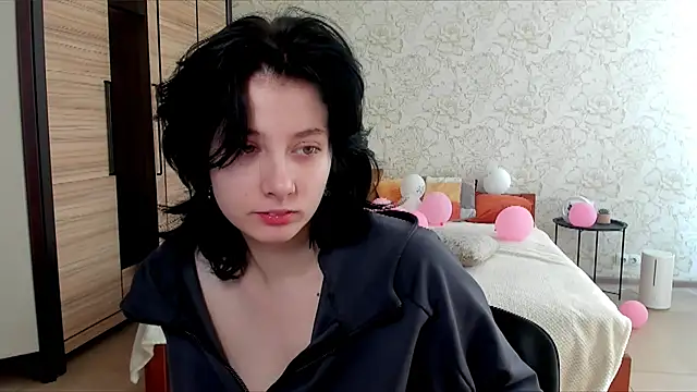 Snapshot of JulisSweet chatting on 03.09.25 JulisSweet online show from 03.09.25