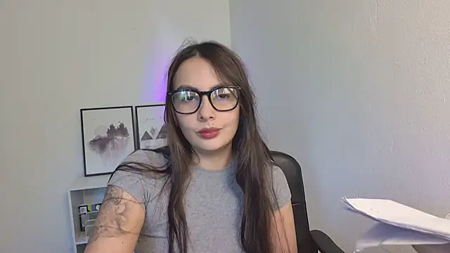 Snapshot of lalawhitte chatting on 07.16.26 lalawhitte online show from 07.16.26