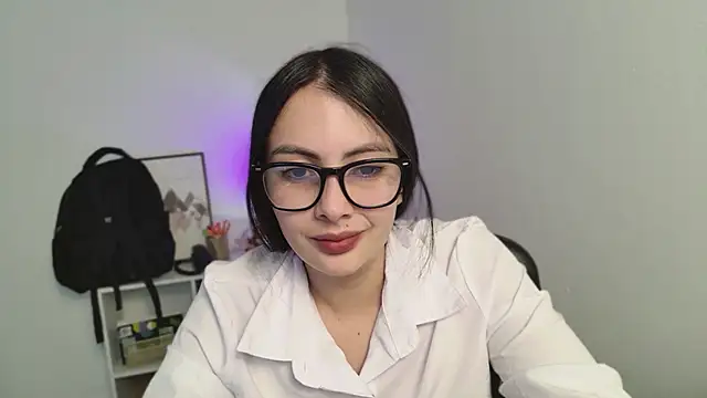 Snapshot of lalawhitte chatting on 07.22.26 lalawhitte online show from 07.22.26