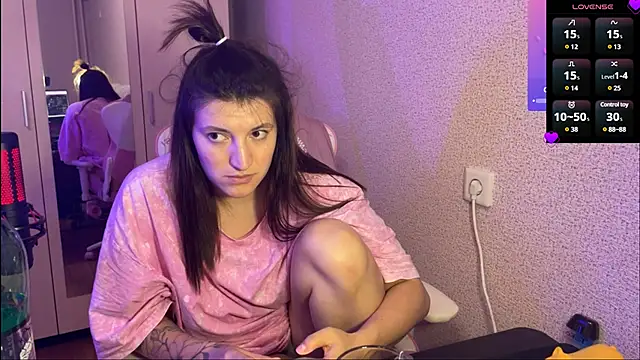 Katrin  kiss online show from 02.05.25