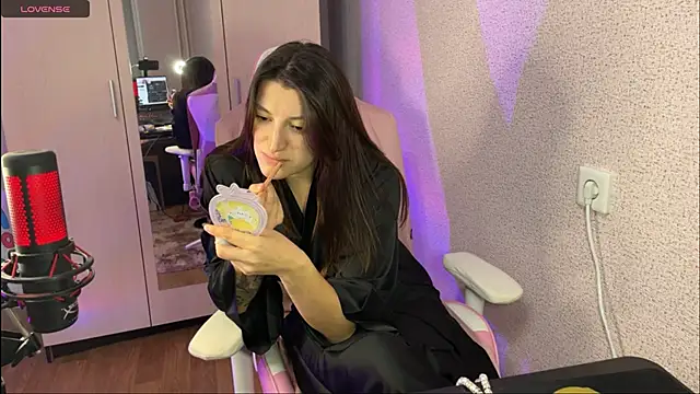 Katrin  kiss online show from 02.14.25