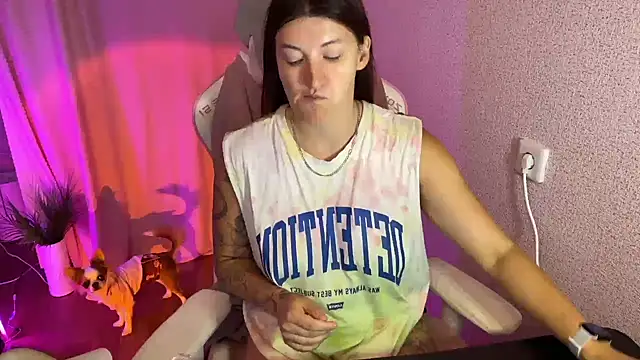 Katrin  kiss online show from 10.05.25