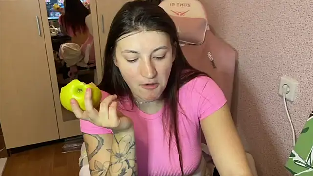 Katrin  kiss online show from 02.16.26