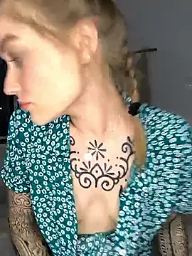 Goldloeckchen159 online show from 04.28.26