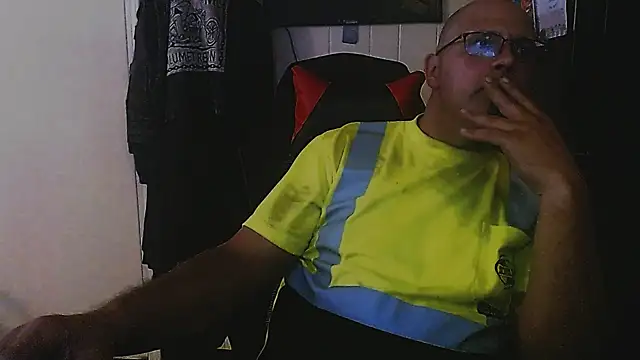 KrazyLegz online show from 09.23.25