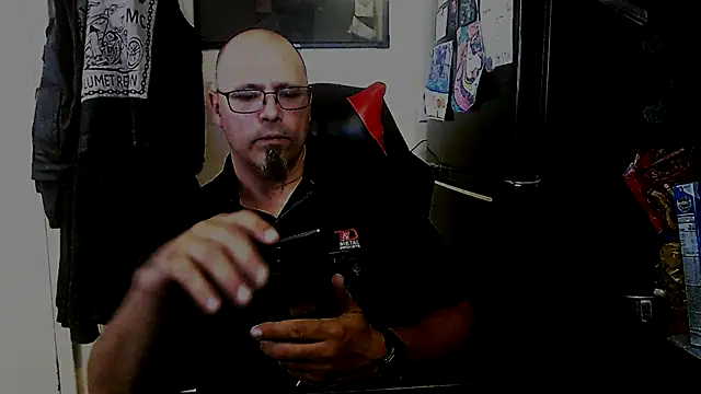 KrazyLegz online show from 09.29.25