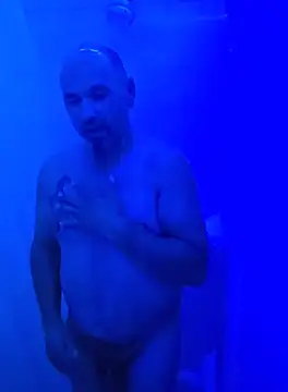 KrazyLegz online show from 10.03.25