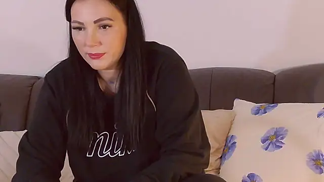 ReiyaRey online show from 11.06.25