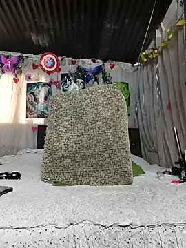 NinaGauther online show from 09.24.25