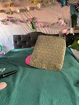 NinaGauther online show from 02.06.26