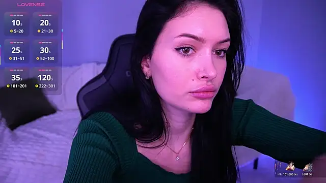 MilaSecrett online show from 11.27.25