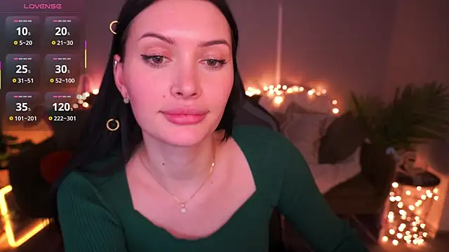 MilaSecrett online show from 02.07.26