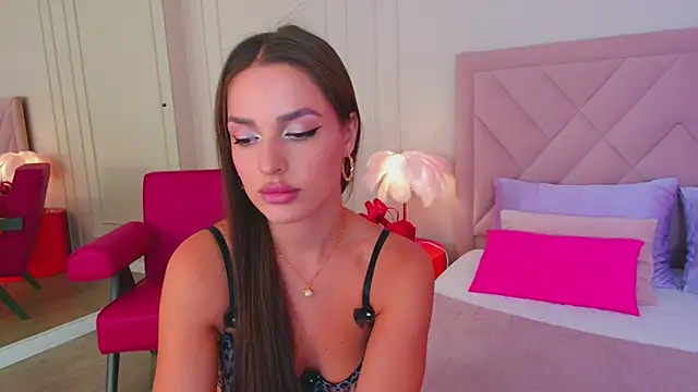 BellaHalles online show from 02.10.25