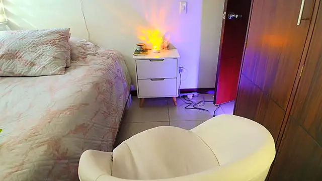 keilelewis online show from 03.31.26