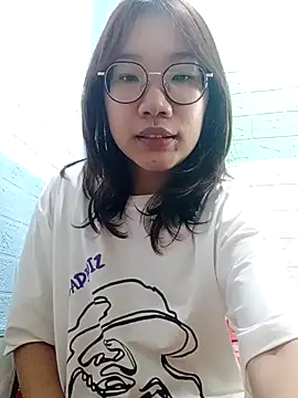 Snapshot of Nanoko chatting on 04.01.26 Nanoko online show from 04.01.26