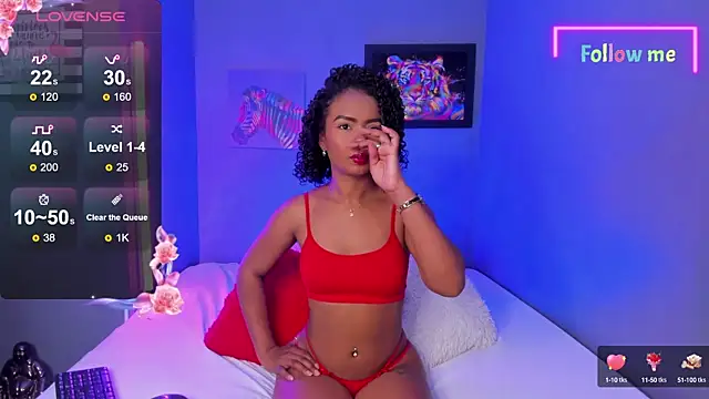 EmmaSmith06 online show from 12.12.24