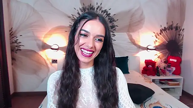 Snapshot of KatherineBisou chatting on 09.13.25 KatherineBisou online show from 09.13.25