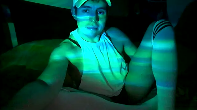 CloudyBoy Toy online show from 02.14.25