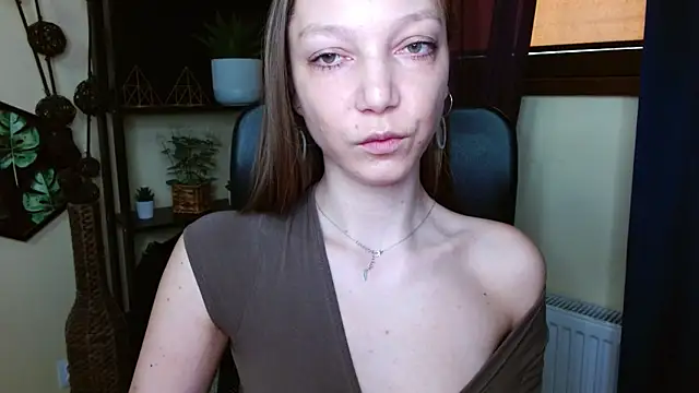 EmillyPlay online show from 03.25.26