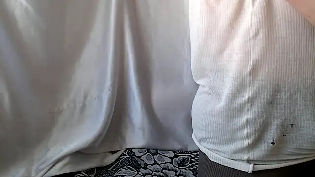 Burberrry  online show from 02.10.25