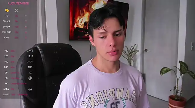 Alexxblue online show from 12.18.24