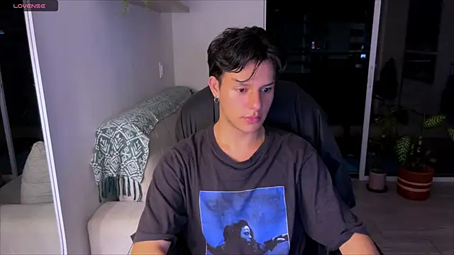 Alexxblue online show from 03.23.25