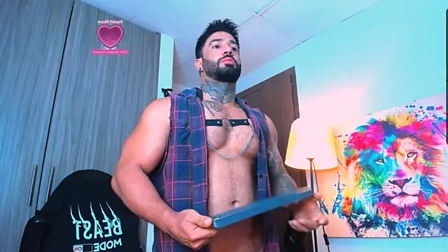 naugthy dominant online show from 10.16.25