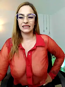 Alessandra Schmoll online show from 01.11.25
