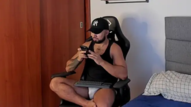 ethaanjones online show from 11.24.25