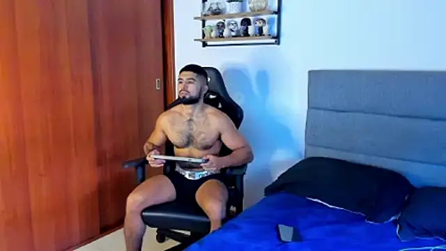 ethaanjones online show from 12.15.25