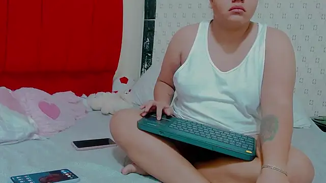 brunnette hot online show from 01.28.25