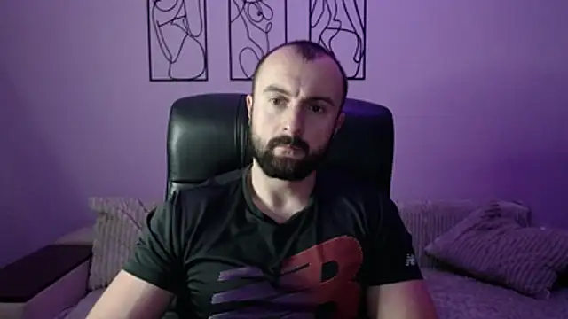 brindlefly6969 online show from 11.11.25