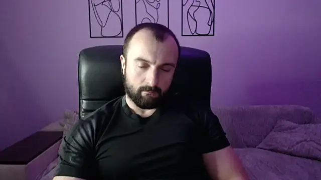 brindlefly6969 online show from 11.24.25