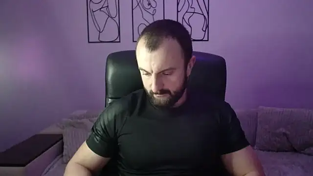 brindlefly6969 online show from 11.25.25