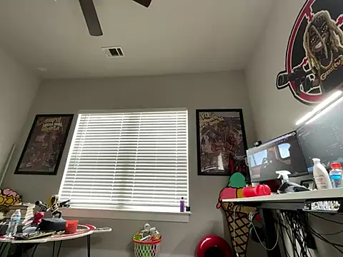 4EVAGLACIERS online show from 04.13.26