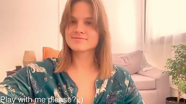 Snapshot of Your_Hand_In_mine chatting on 11.17.25 Your Hand In mine online show from 11.17.25