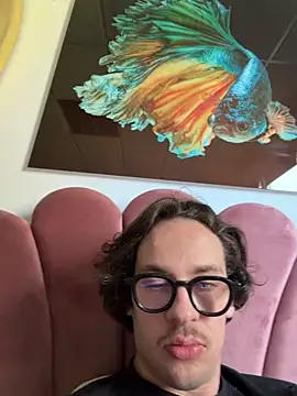 Snapshot of hardmecl chatting on 03.22.26 hardmecl online show from 03.22.26