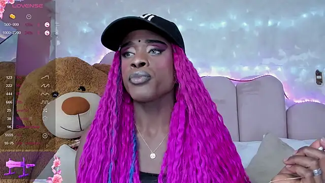 puca ebony online show from 03.04.25