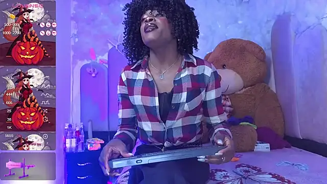 puca ebony online show from 10.18.25