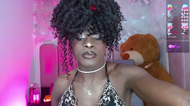 puca ebony online show from 02.20.26