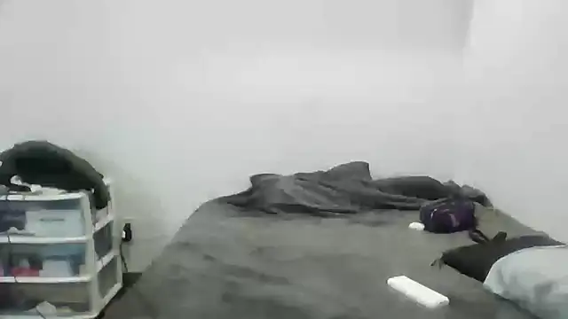 Iliketocooksquirt25 online show from 09.24.25