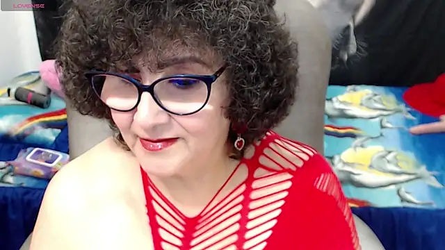 Snapshot of cataleya_mom chatting on 02.24.25 cataleya mom online show from 02.24.25