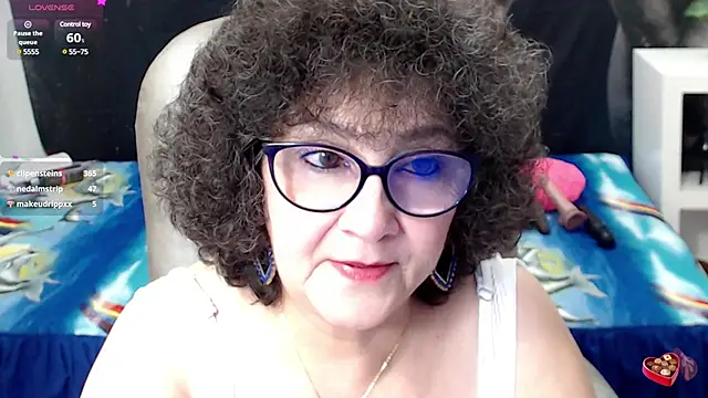 Snapshot of cataleya_mom chatting on 03.14.25 cataleya mom online show from 03.14.25