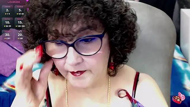 Snapshot of cataleya_mom chatting on 03.15.25 cataleya mom online show from 03.15.25