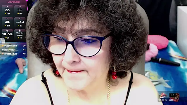 Snapshot of cataleya_mom chatting on 03.15.25 cataleya mom online show from 03.15.25