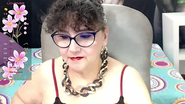 Snapshot of cataleya_mom chatting on 03.22.25 cataleya mom online show from 03.22.25