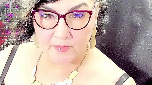 Snapshot of cataleya_mom chatting on 05.03.26 cataleya mom online show from 05.03.26